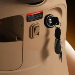 Especificações do produto Características e Especificações Tipo de bicicleta	Bicicleta elétrica Número de velocidades	2 Tipo de suspensão	Não aplicável Características especiais	Recarregável Estilo de freio	Freios a tambor nas rodas dianteira e traseira Usos específicos do produto	Cidade Fonte de energia	Motor elétrico (bateria recarregável) Tipo de Assistência Elétrica	Brushless Estilo Cor	Bege Medidas Tamanho da roda	2,75 Polegadas Tamanho	2.75-10 Peso do item	70 Quilogramas Detalhes do Produto Descrição da faixa etária	Adulto Nome da marca	Genérico Componentes incluídos	Alarme antifurto Nome do modelo	Bicicleta-Elétrica-Scooter-Autopropelida-com-Alarme-500W-48V-MD-10-Bege-Midori País de origem	Brasil Fabricante	Midori Descrição da garantia	De acordo com a descrição Ranking dos mais vendidos	 Nº 5.023 em Esporte (Conheça o Top 100 na categoria Esporte) Nº 6 em Bicicletas Elétricas ASIN	B0FS7QF8WW Guia do Usuário Tipo de garantia	Limitado Exige montagem	Sim - Imagem 4